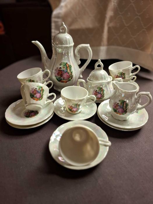 Serviço antigo de café em porcelana japonesa autentica com litofania