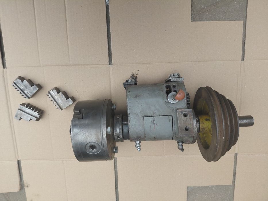 Wrzeciono  z uchwytem  + szczęki do tokarka  TSA 16