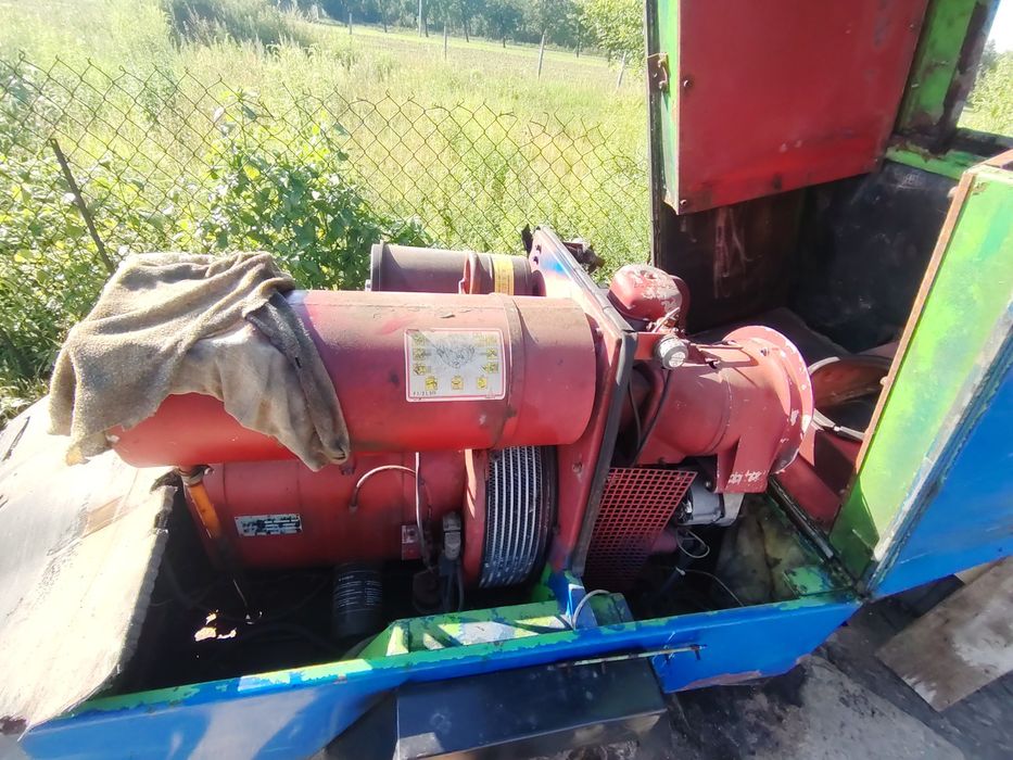 Sprężarka Śrubowa Silnik Deutz 1 Cylindrowy