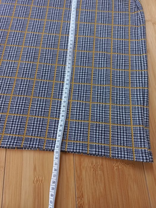 Elegancka duża  spódnica mini- w pepitkę rozm 48- 50