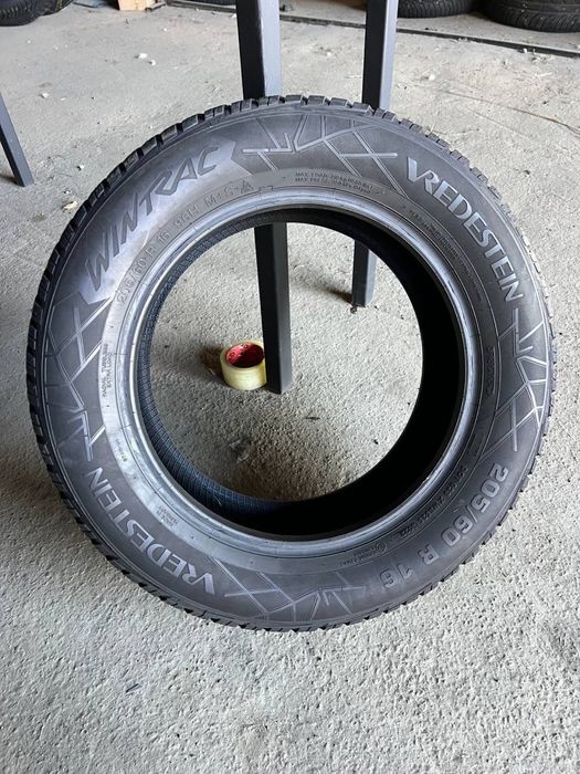 Шини 205/60 r16 96H Vredestein Wintrac 2022рік (1628)