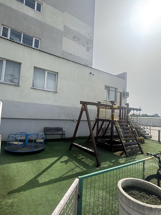 Двокімнатна квартира з євроремонтом. Р-н пляжу Приват Елінг