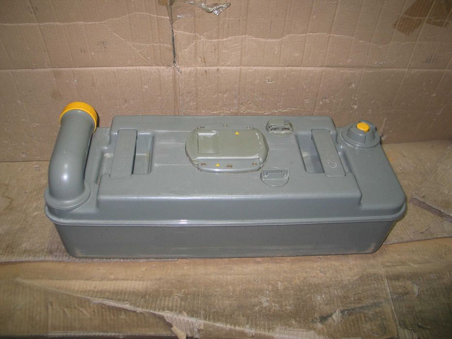 Oryginalna używana kaseta do toalety do kampera lub przyczepy