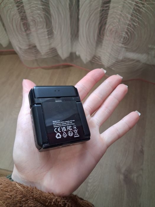 Петличний мікрофон