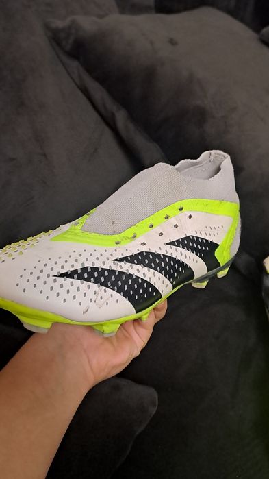 Футбольні бутси Adidas Predator