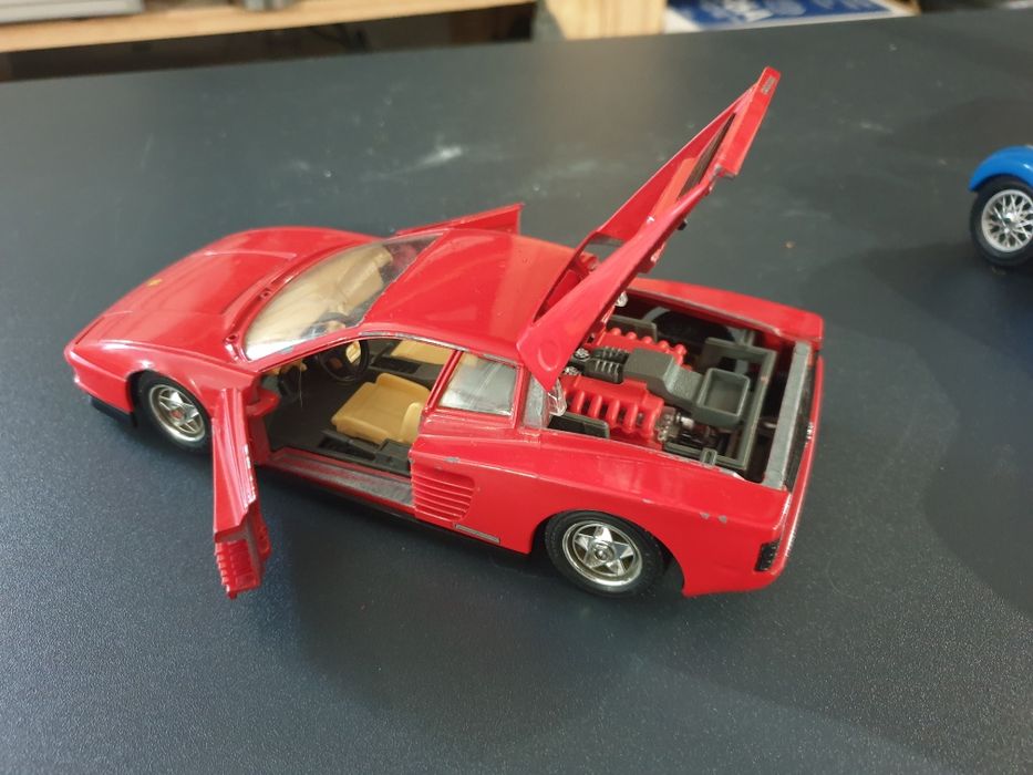 Varios Modelos Burago 1/24