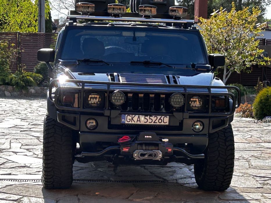Hummer H2 Samochód po tuningu, poszerzony i podniesiony