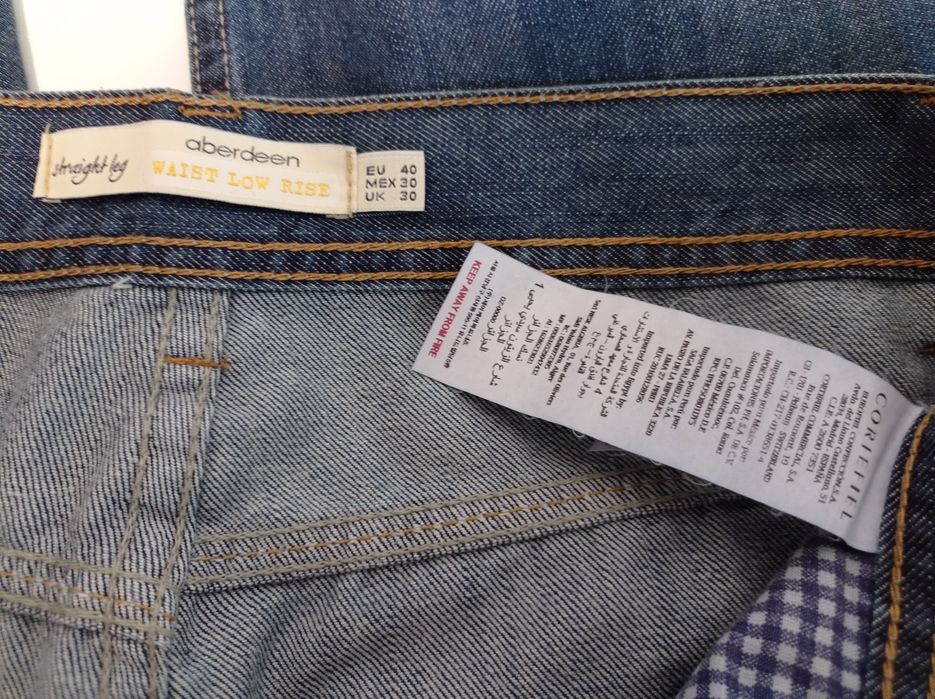 Calças de rapaz novas