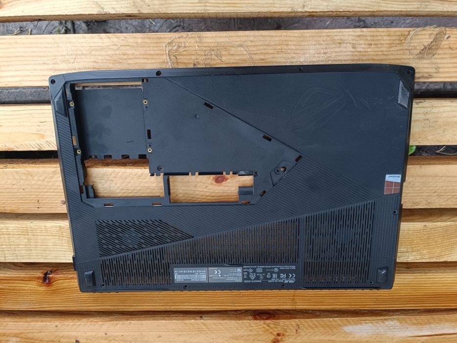 Сервісна кришка, тачпад, піддон ASUS ACER