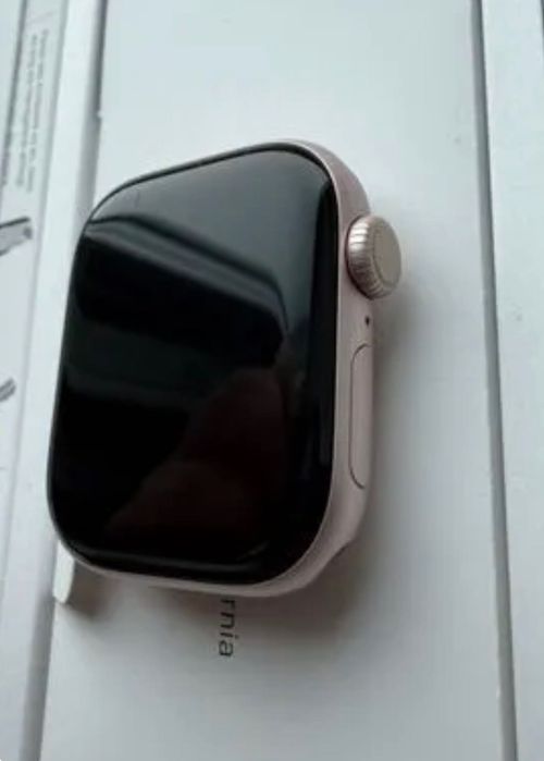 Apple Watch 10 series 42 mm, батарея 94%