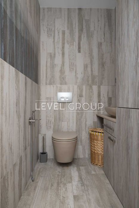 Продаж 3к квартири з авторським ремонтом у ЖК Метрополія Дарниця