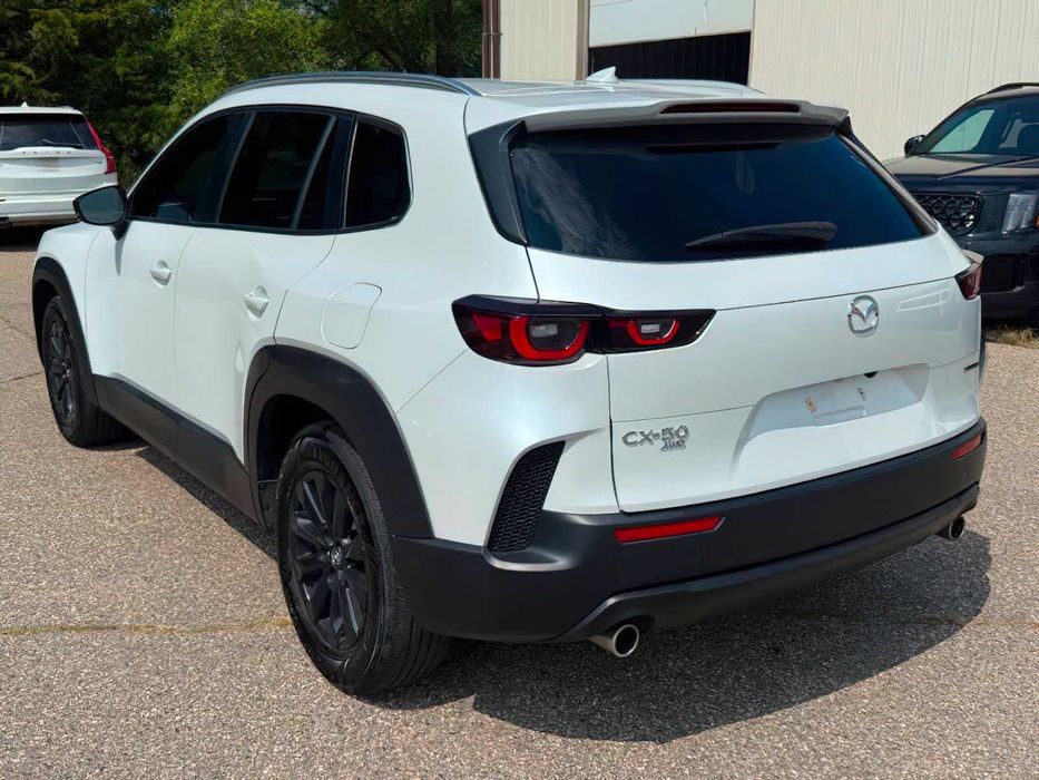 Mazda CX-50 S Premium      2024