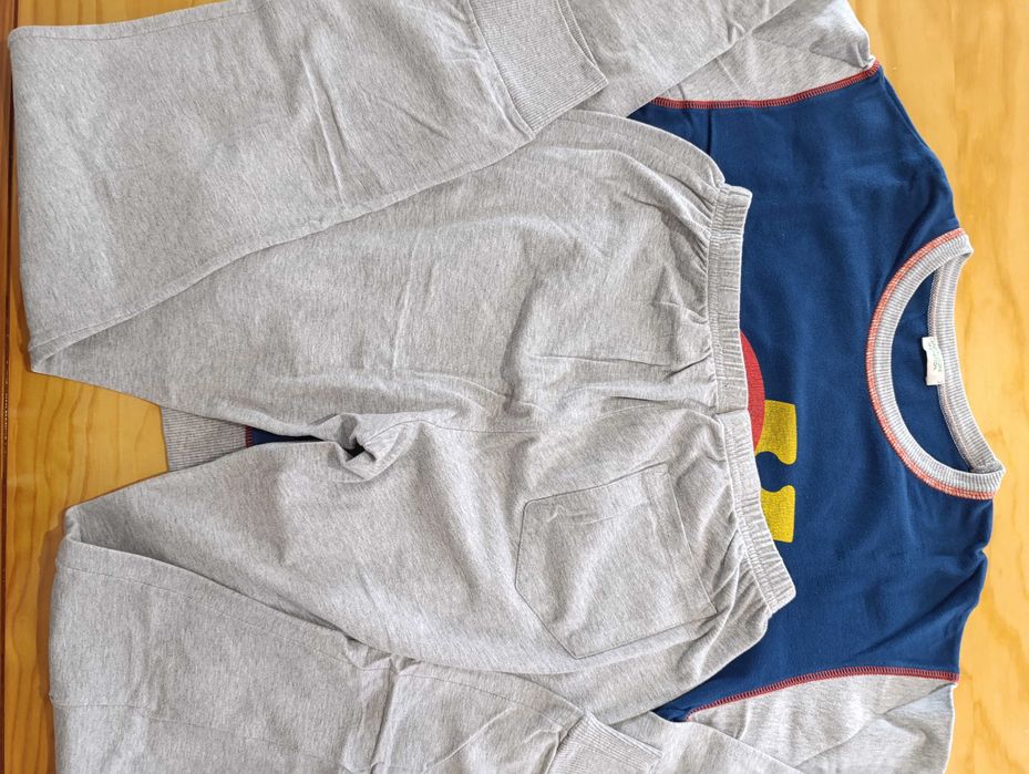 2 Pijamas de rapaz. Benetton. 11-13 anos.