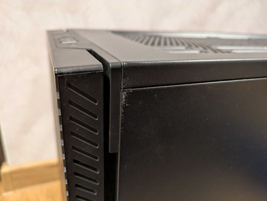 Obudowa do komputera - Corsair 275R TG Airflow Black