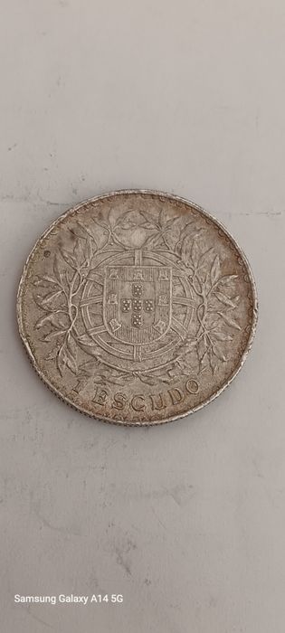 Moeda de prata de 1 escudo de 1915.