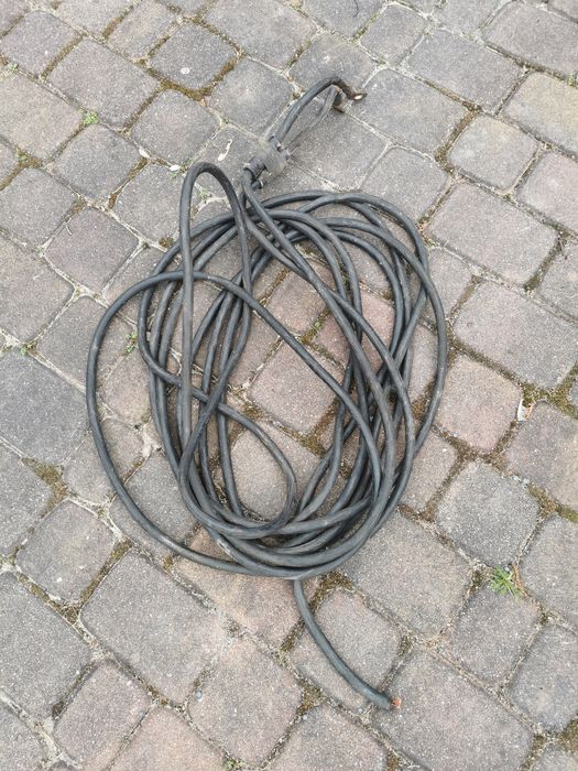Kable przewody spawalnicze spawarką