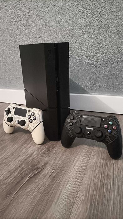 PS4 Fat de 1TB (aceito retoma/troca)