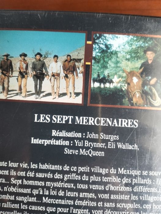VHS Os Sete Mercenários (versão francesa)