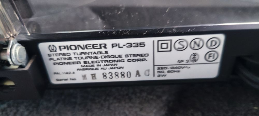Gramofon Pioneer PL-335