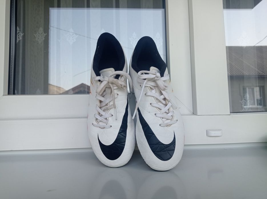 Бутси Nike hyper venom