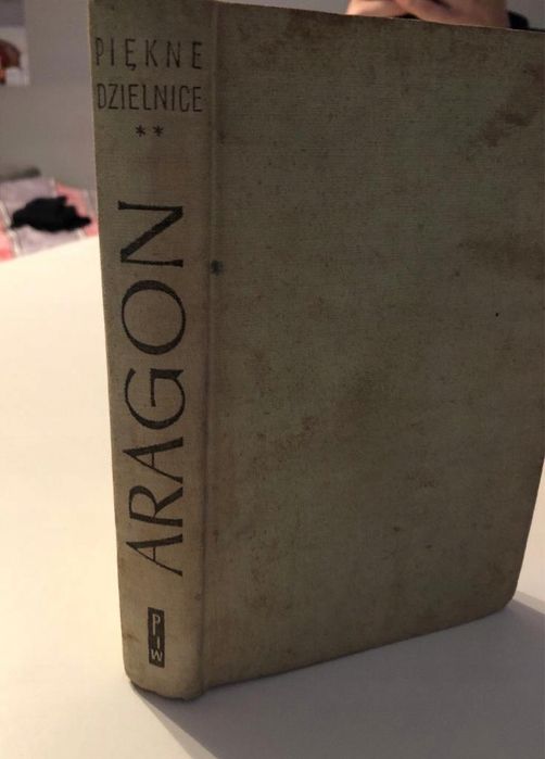 Piękne Dzielnice Louis Aragon