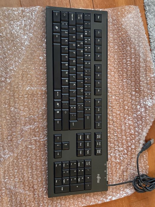 Fujitsu Lifebook E751 i7 | SSD 1TB | 8GB RAM | Bateria Nova