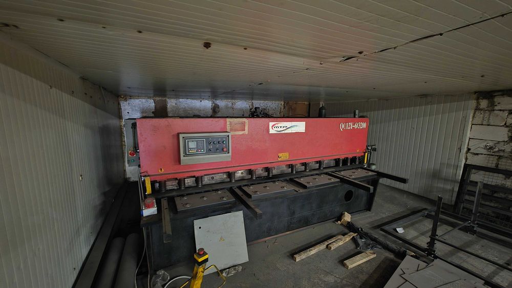 Gilotyna hydrauliczna. Hydrauliczne nożyce gilotynowe, 3200 mm, blacha 6mm