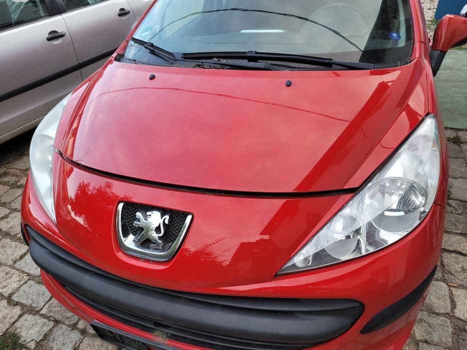 Maska Peugeot 207