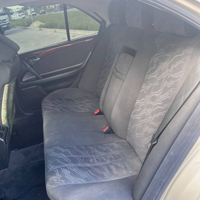 Mersedes-Benz W210 2.2CDI