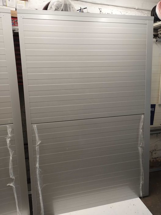Brama garażowa...