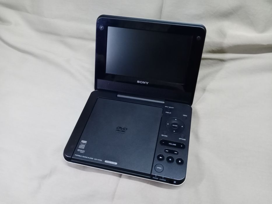 Портативный DVD плеер Sony DVP-FX 750