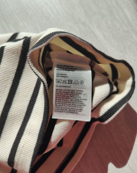 H&M S crop top w paski kremowy basic prążkowany
