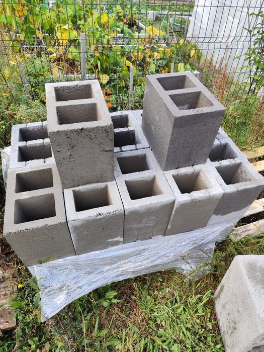 Pustak wentylacyjny 2-kanałow y Czamaninek 36x33x24 cm