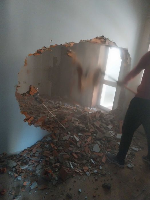 Martelo demolidor..rebarbadora.