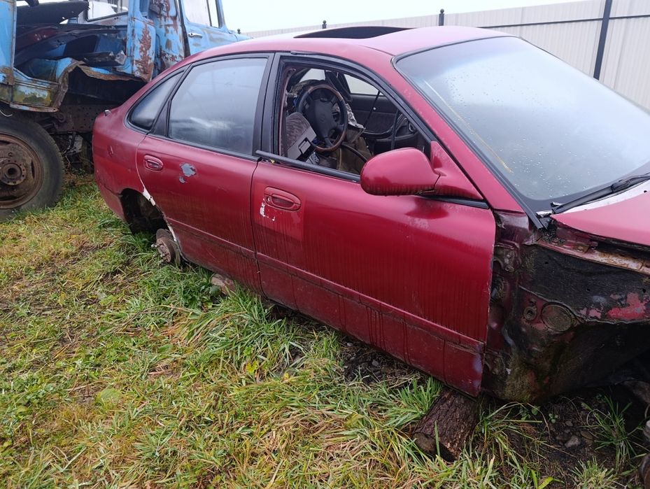 Лобове скло Mazda626GE Автошрот