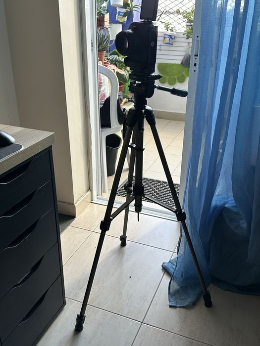 Tripé para câmera da Hama