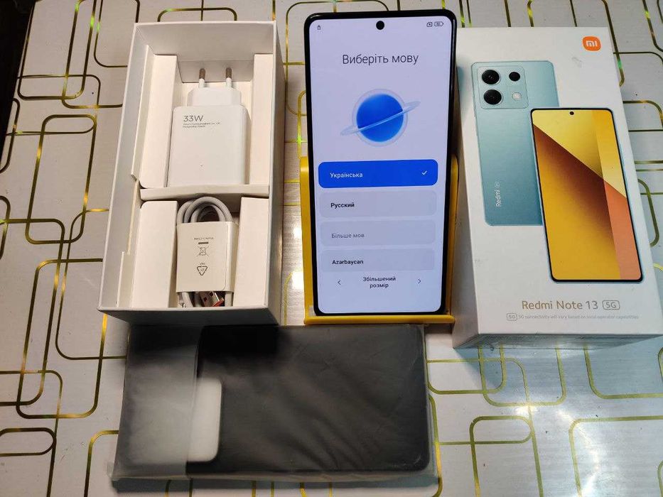 Уцінка - Xiaomi Redmi Note 13 5G з NFC 8/256Gb-не включається.