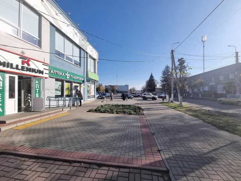 Продаж офісного приміщення 165.6 м² (85/100 часток) вул. Миру, 50