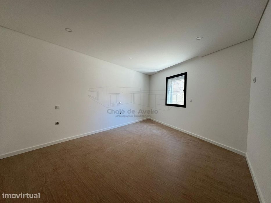 Apartamento T1+1 Venda em Esgueira,Aveiro