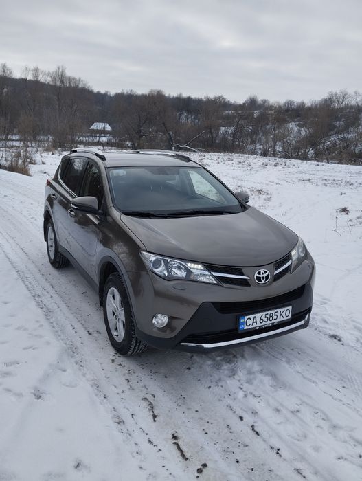 Продам Тайота РАФ 4 офіційний.