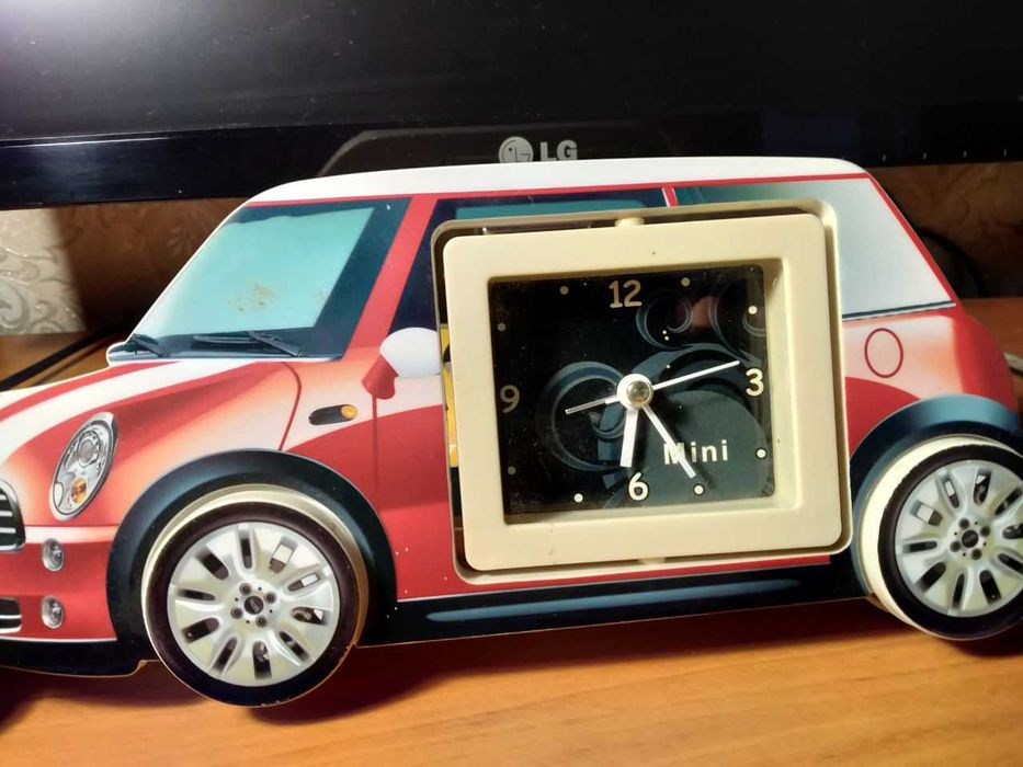 Часы - машинка и Лампа с часами в детскую