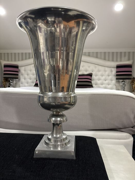 Jarão em inox com 62 cm de altura