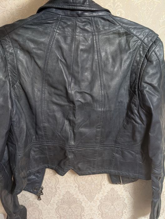 Жіноча шкіряна куртка Calvin Klein