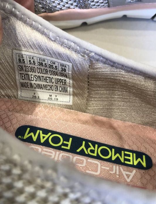 Кросівки жіночі Skechers  р.38,5