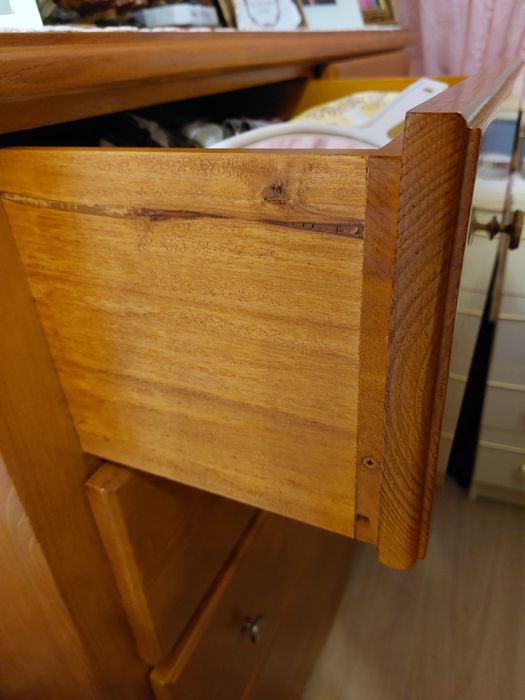 Comoda em cerejeira  mel