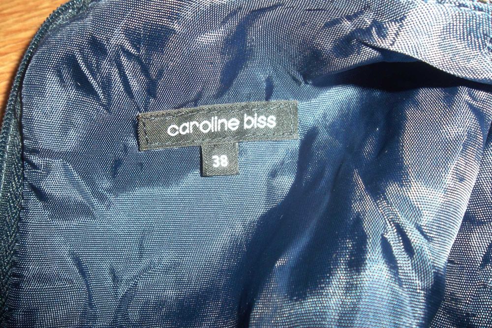 Фирменное платье caroline biss