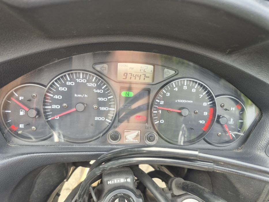 Motocykl Honda nt700