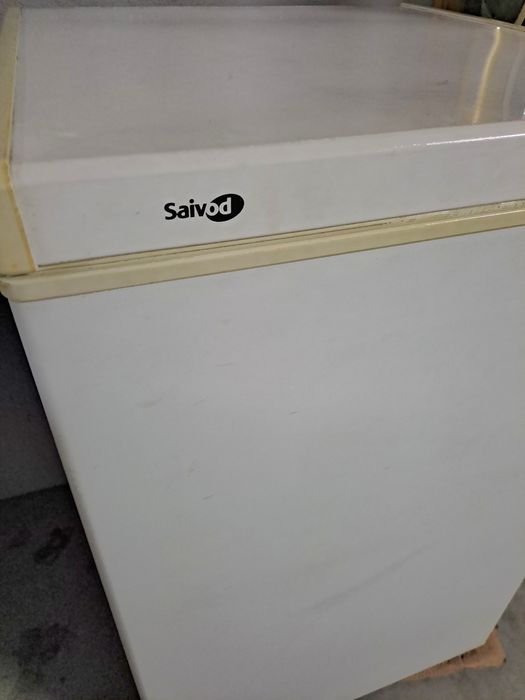 Arca congeladora Saivod, 104Litros a funcionar perfeitamente