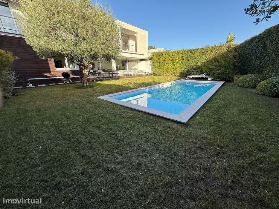 Moradia T4 de Luxo na Aldeia do Meco