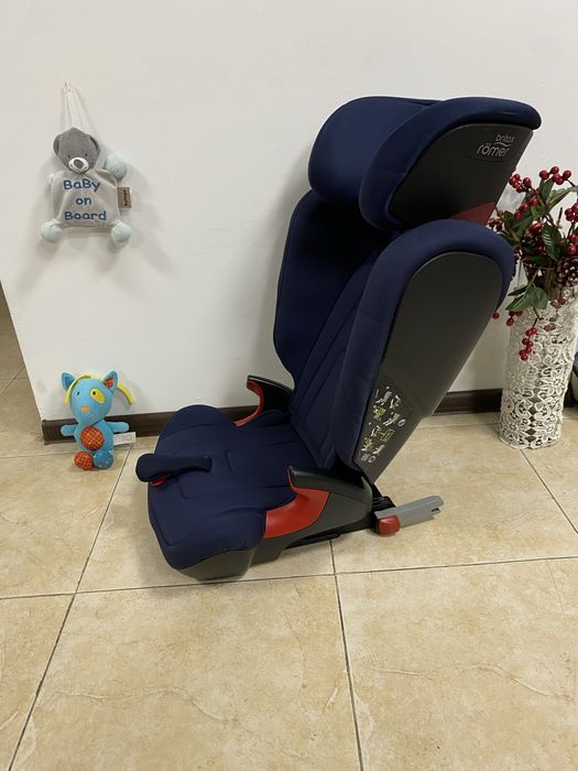 Автокрісло Britax Römer KIDFIX2 R Група 2/3 (15-36кг) бустер